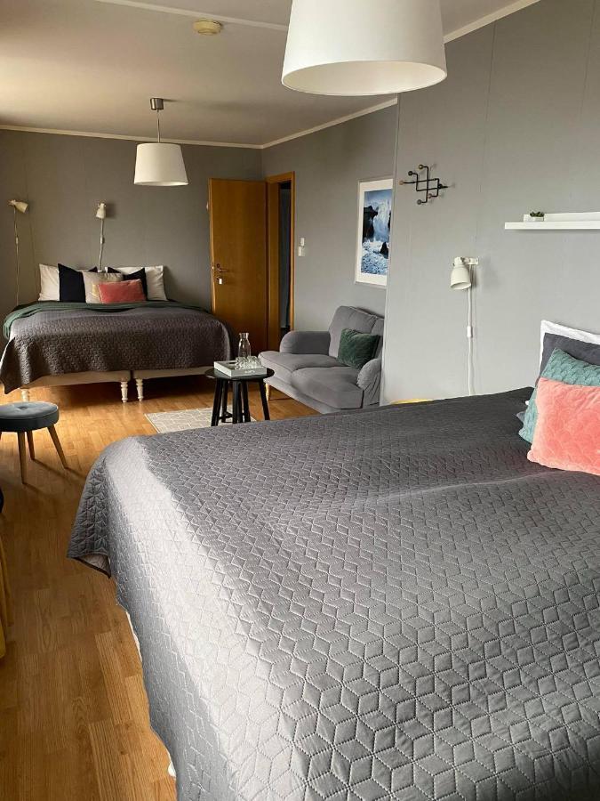 Guesthouse Stekkabol Patreksfjordur Buitenkant foto