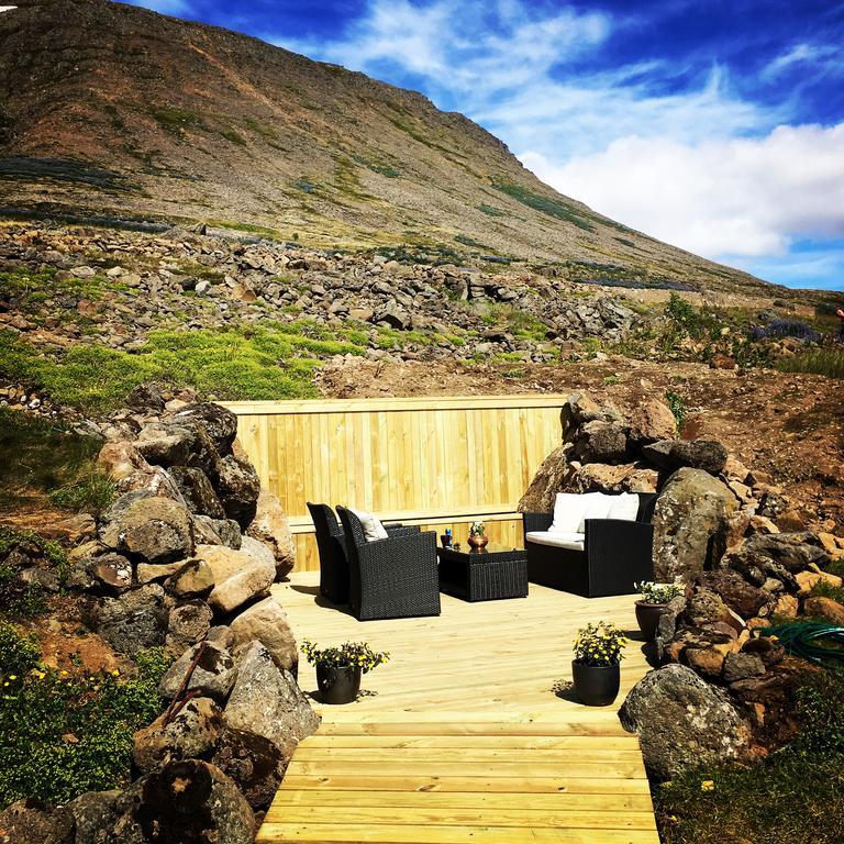 Guesthouse Stekkabol Patreksfjordur Buitenkant foto