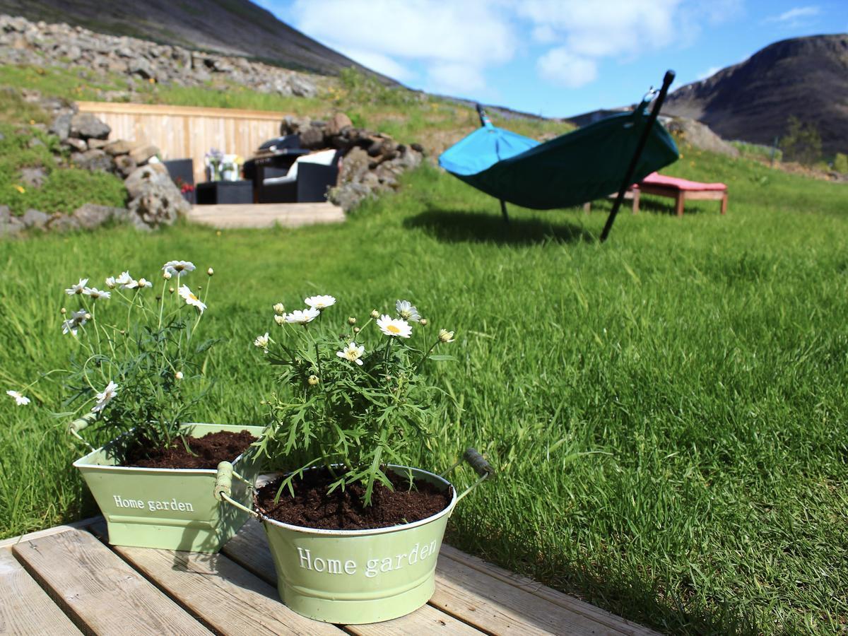 Guesthouse Stekkabol Patreksfjordur Buitenkant foto